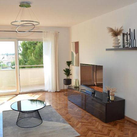 Apartments Toma Новалья Экстерьер фото