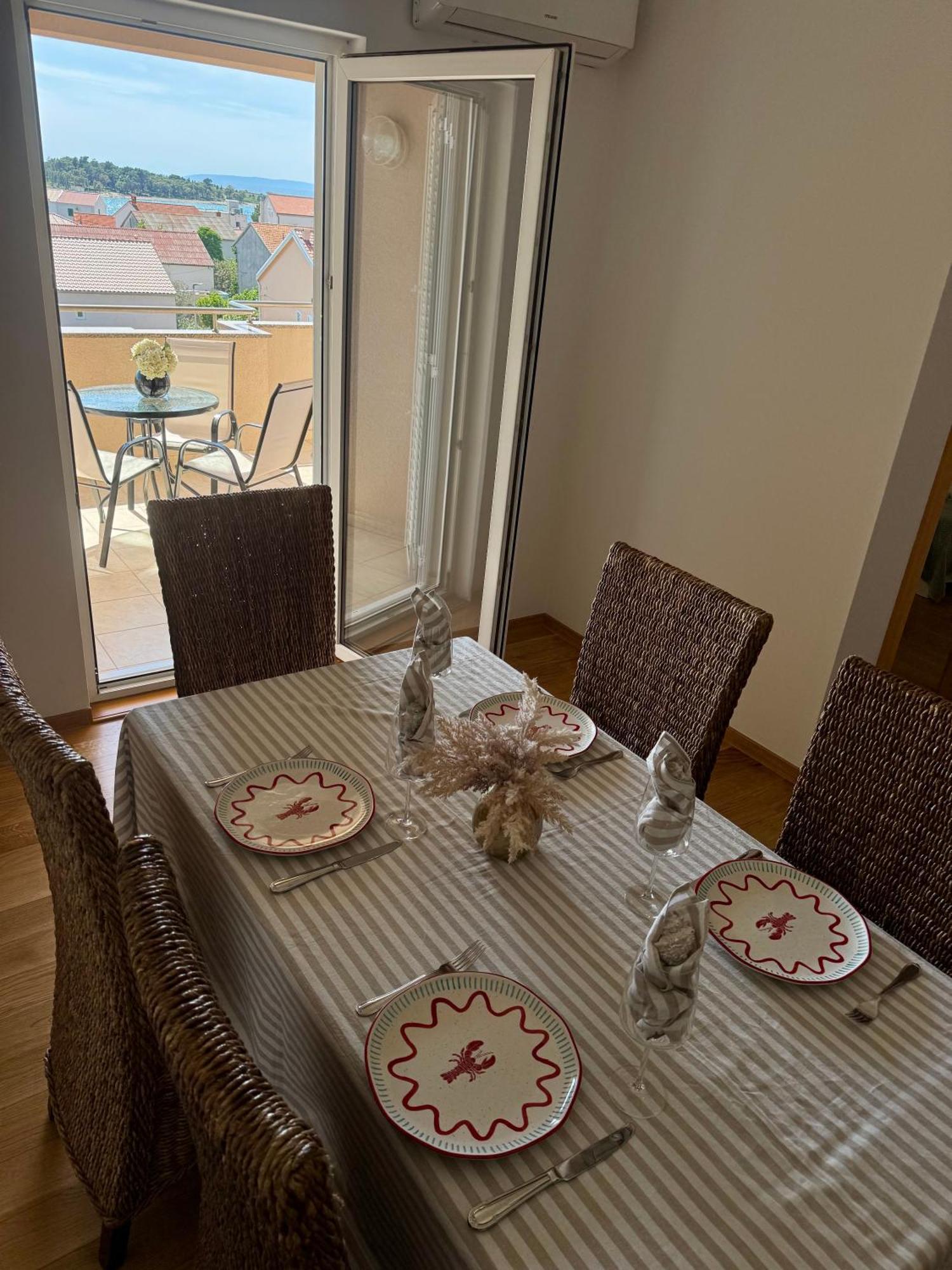 Apartments Toma Новалья Экстерьер фото